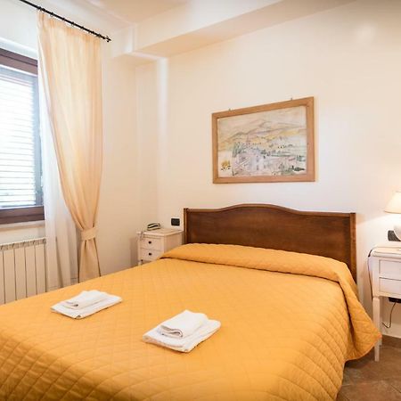 Bed & Breakfast Al Pian D'Assisi Exterior photo